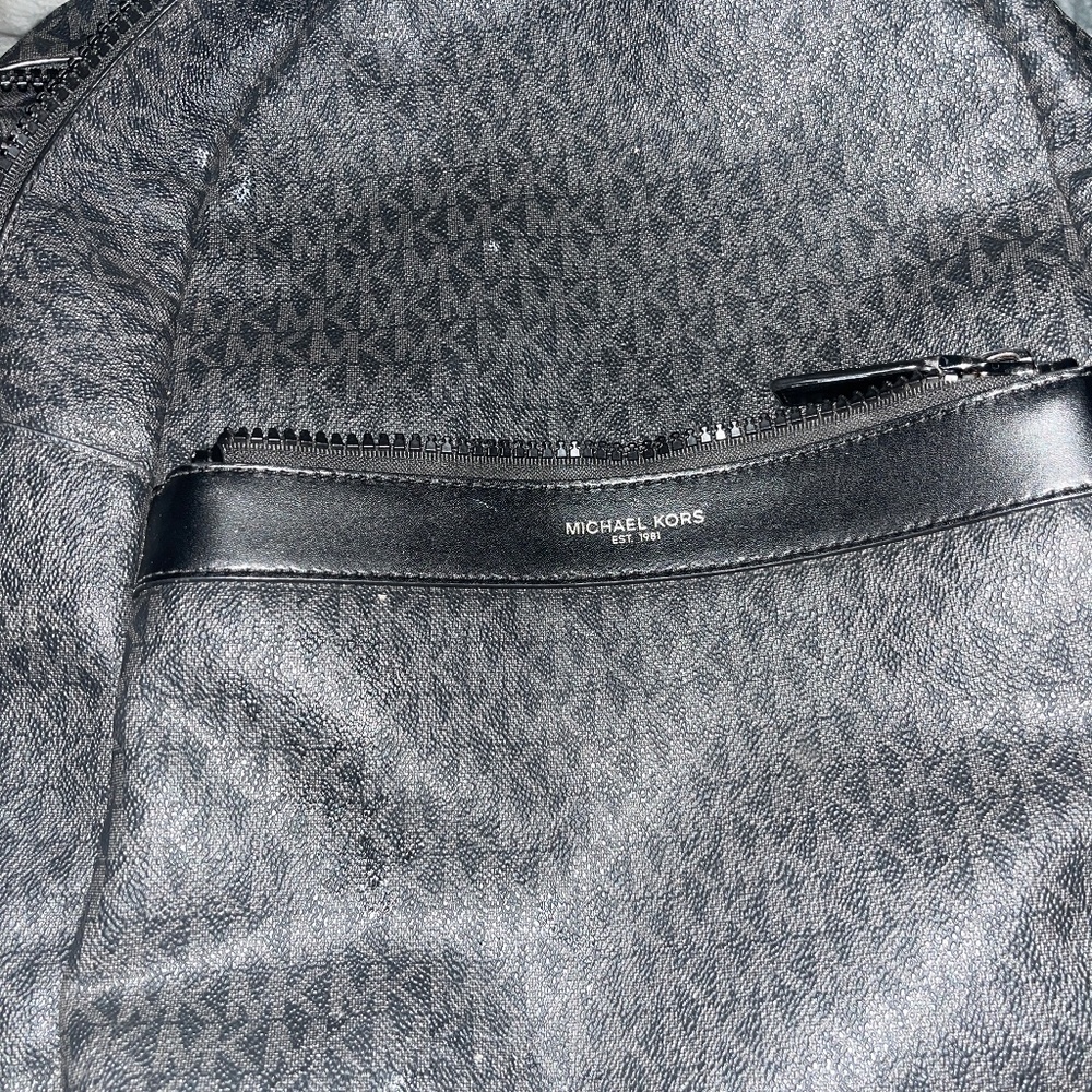 Micheal kors backpack